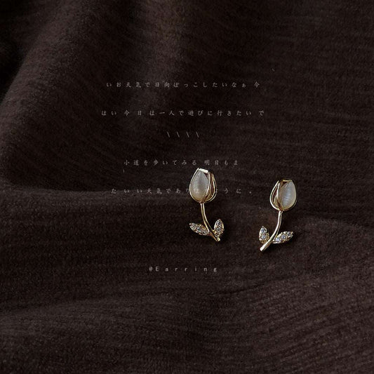 Tulip Earrings