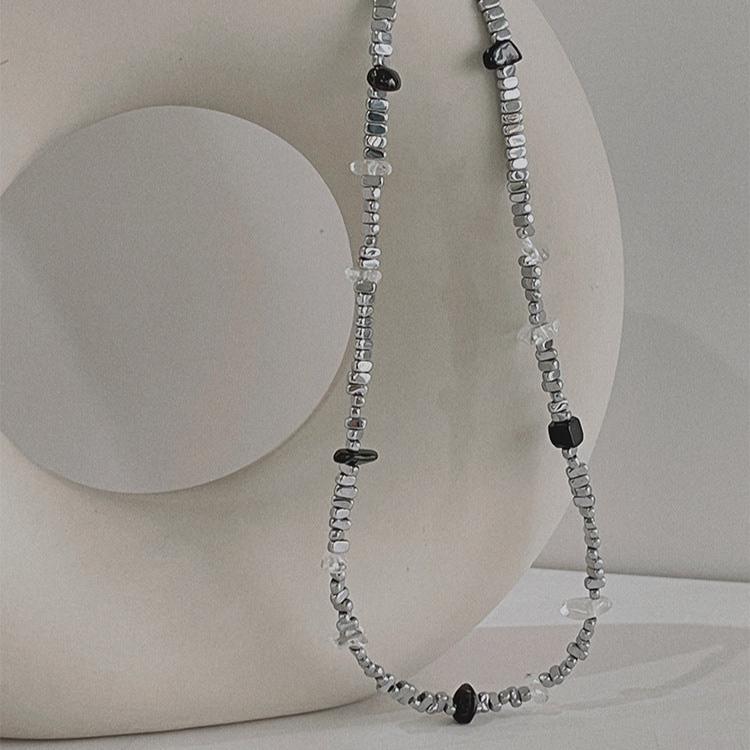 Black and White Beaded Necklace - 40cm + 5cm