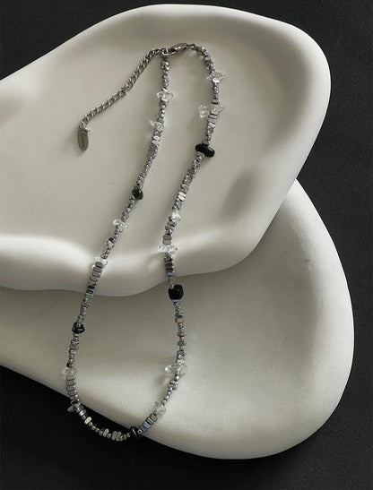 Black and White Beaded Necklace - 40cm + 5cm